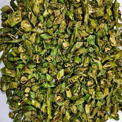 Dry Green Chilli Flakes