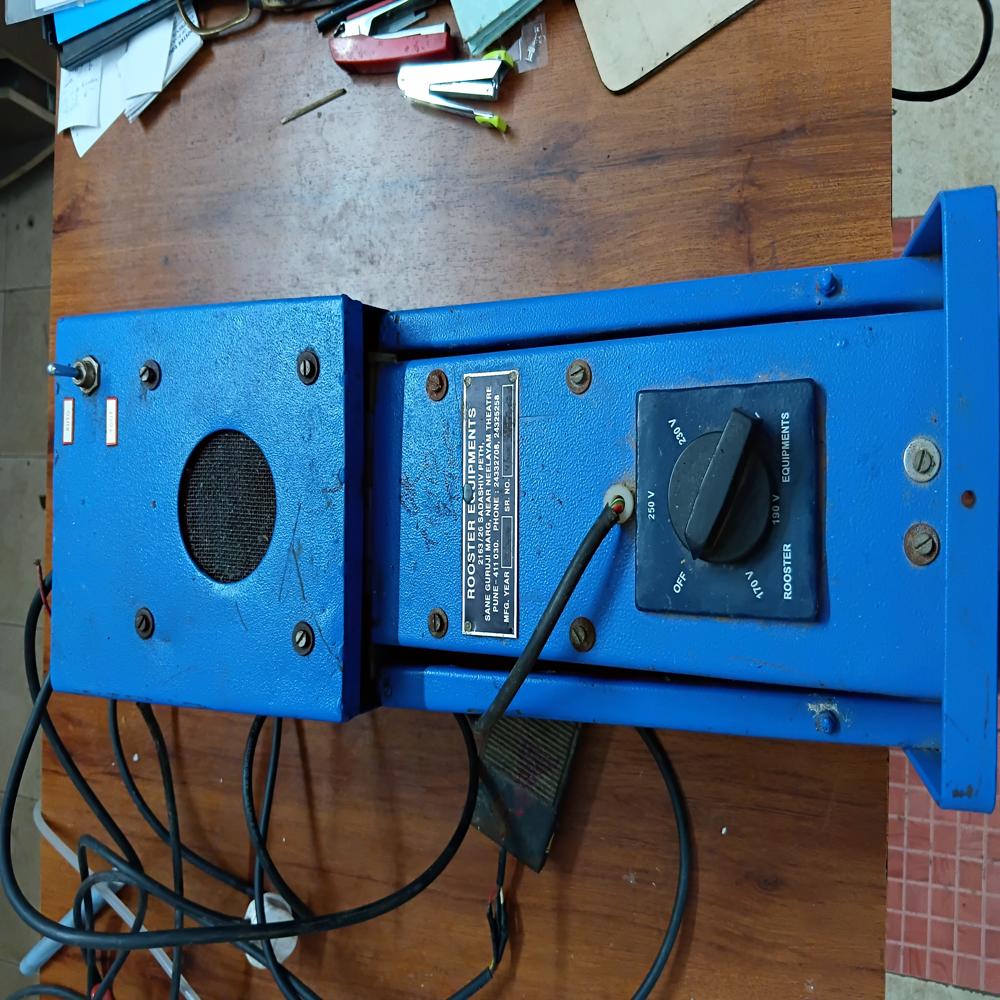 Automatic Debeakar