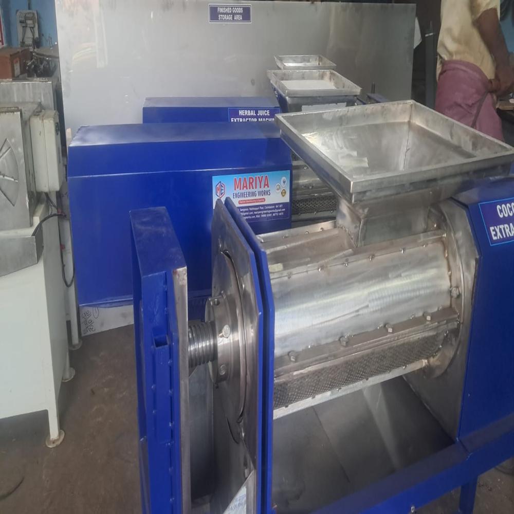 Mariya Coconut Milk Squeezer Machine 5 Hp 250 Kg Per Hr - Application: Small Scale Industry