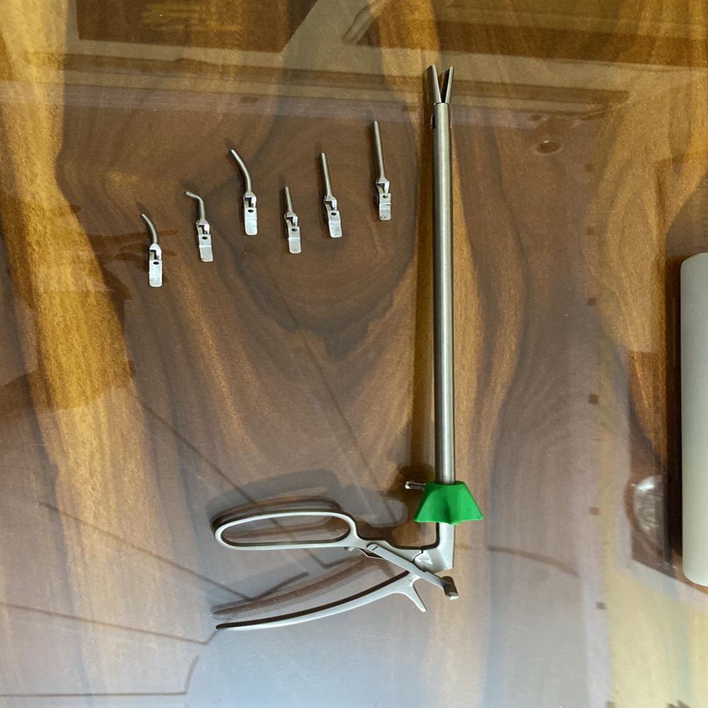 Laparoscopy Bulldog Clip Applicator