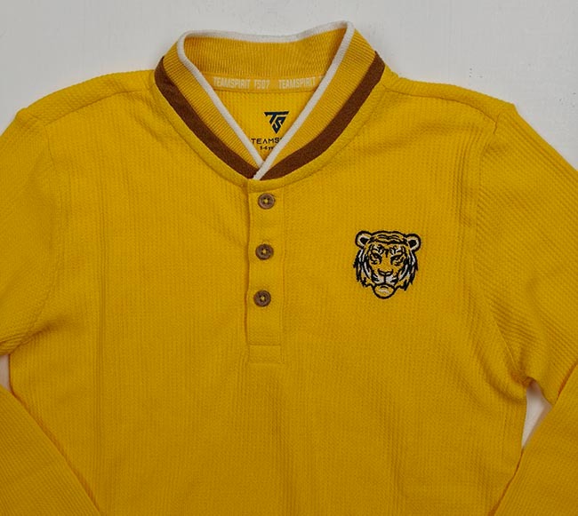 B16682 | Boys Long Sleeve Henley Neck T-Shirt