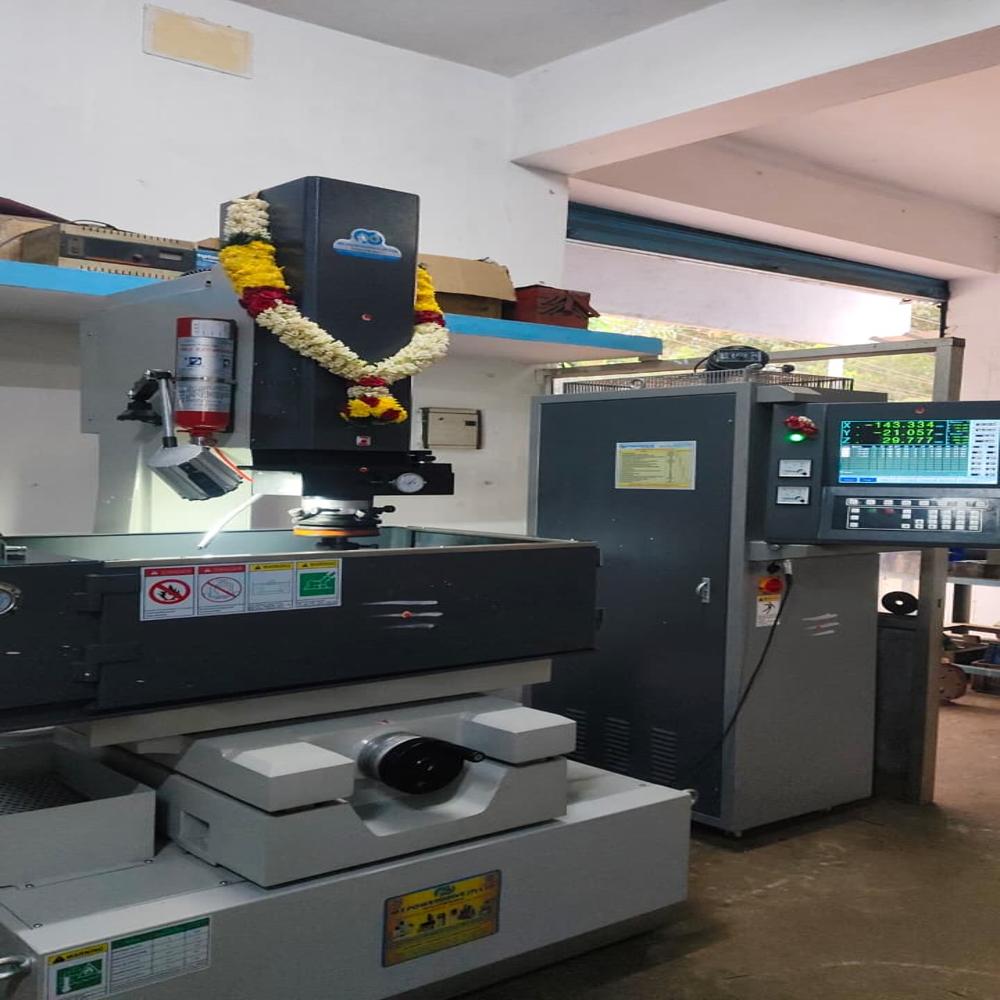 ROBO-ZNC350 Robo-ZNC Edm Sparking Machine