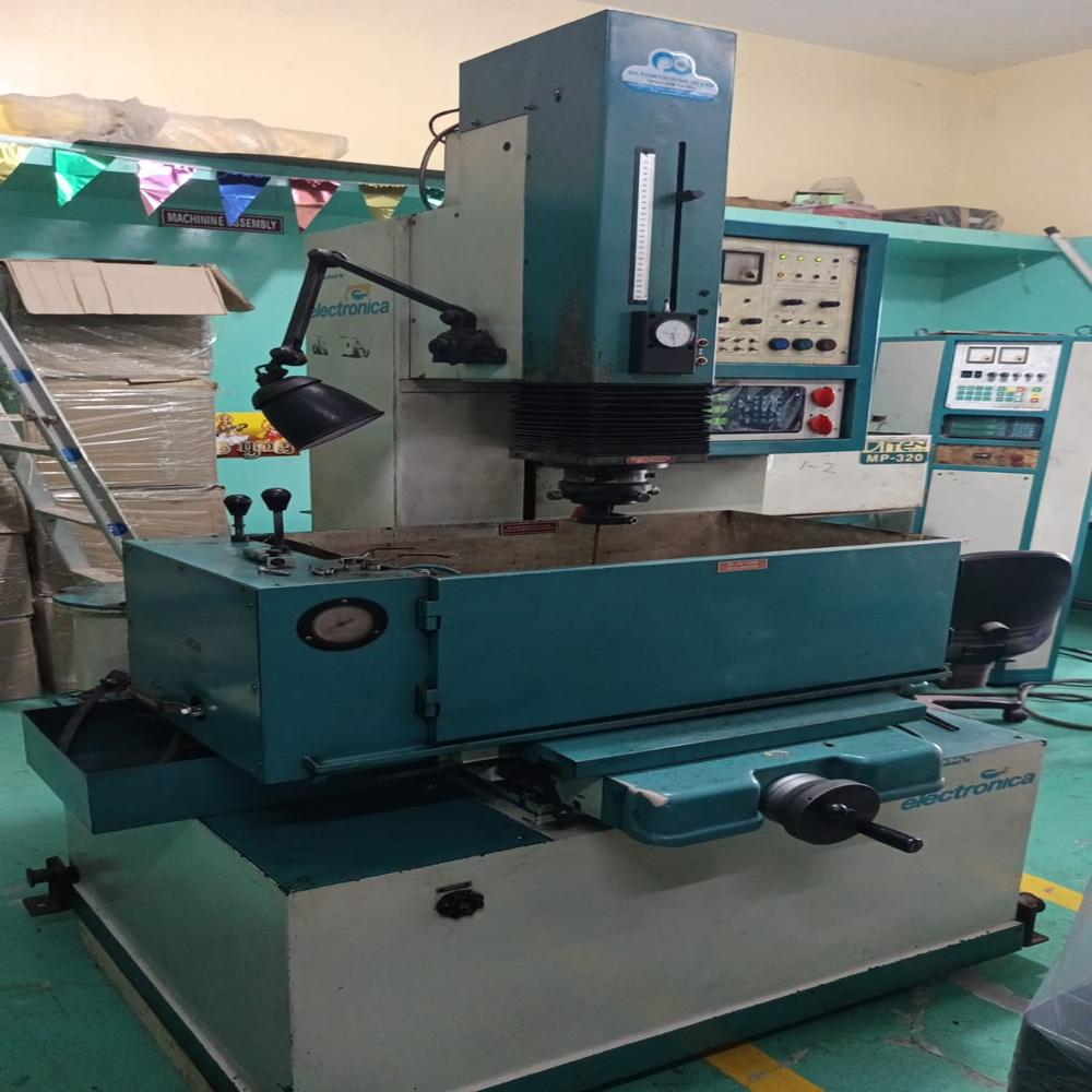 ROBO-ZNC350 Robo-ZNC Edm Sparking Machine
