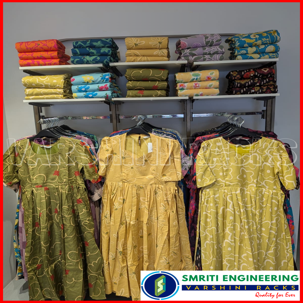 Textile Display Rack For Garments - Capacity: 50 Kg