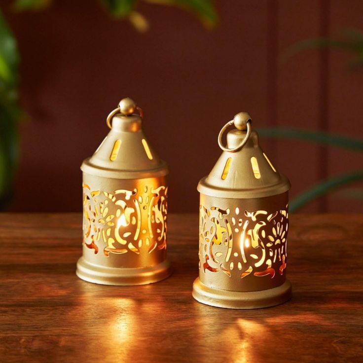 Tea Light Holder - Color: Gold