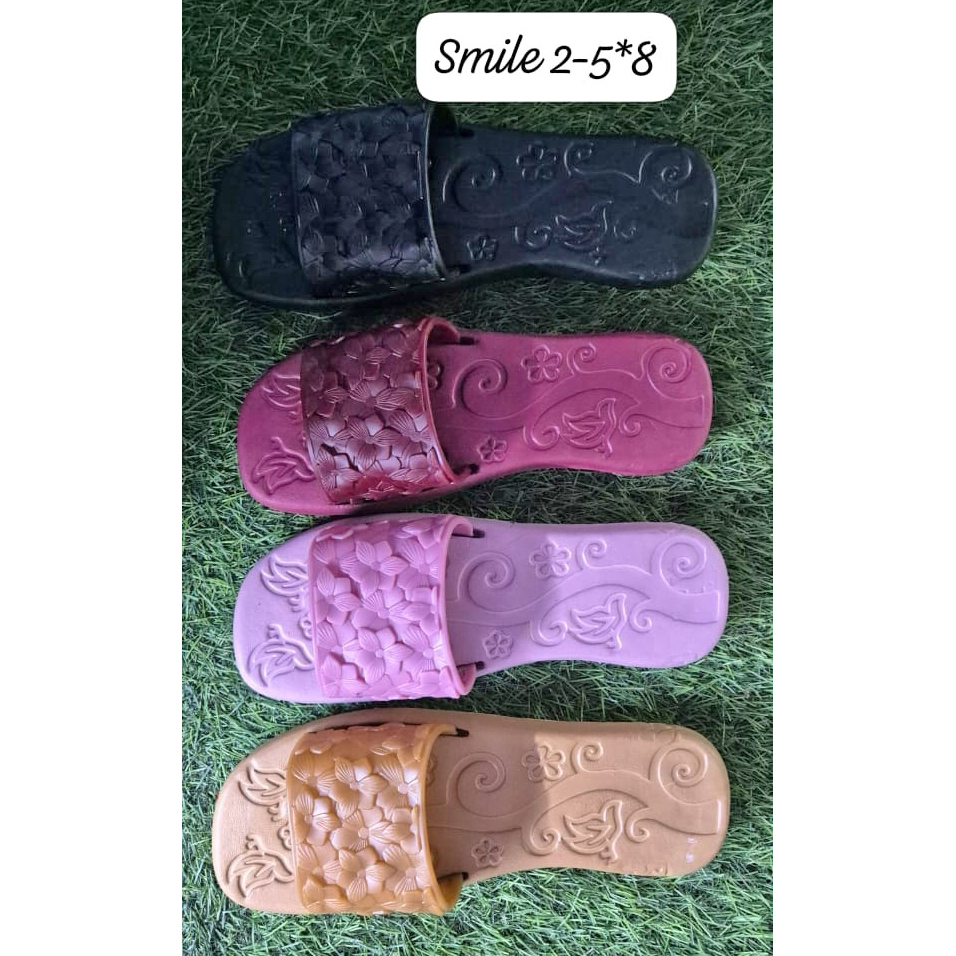 5x8 Ladies Smile Fancy Slippers
