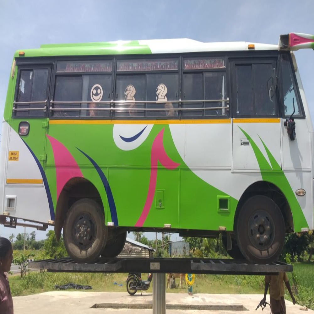 Bus wash lift