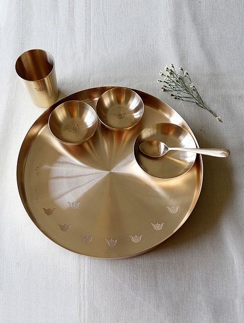 Bronze Bhojan Thali Set - Shape: Round / Traditional