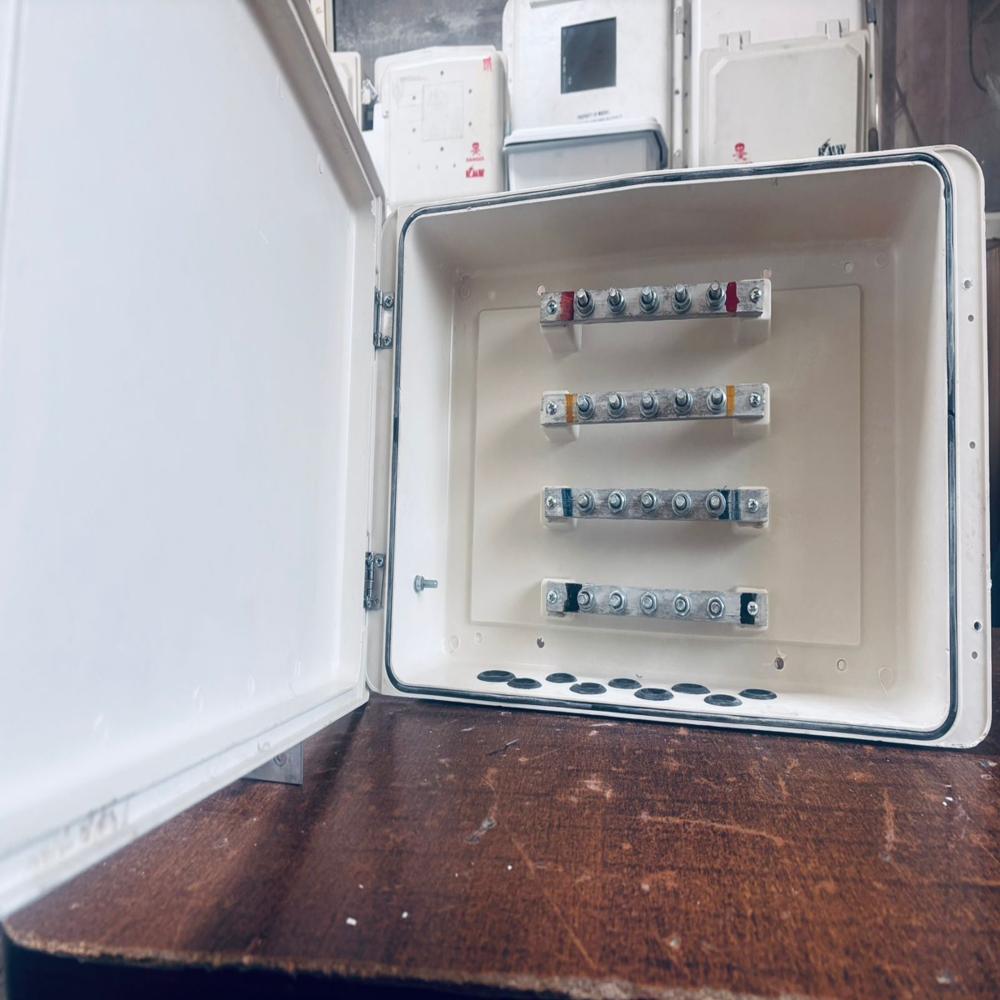 Bus Bar Box 3041