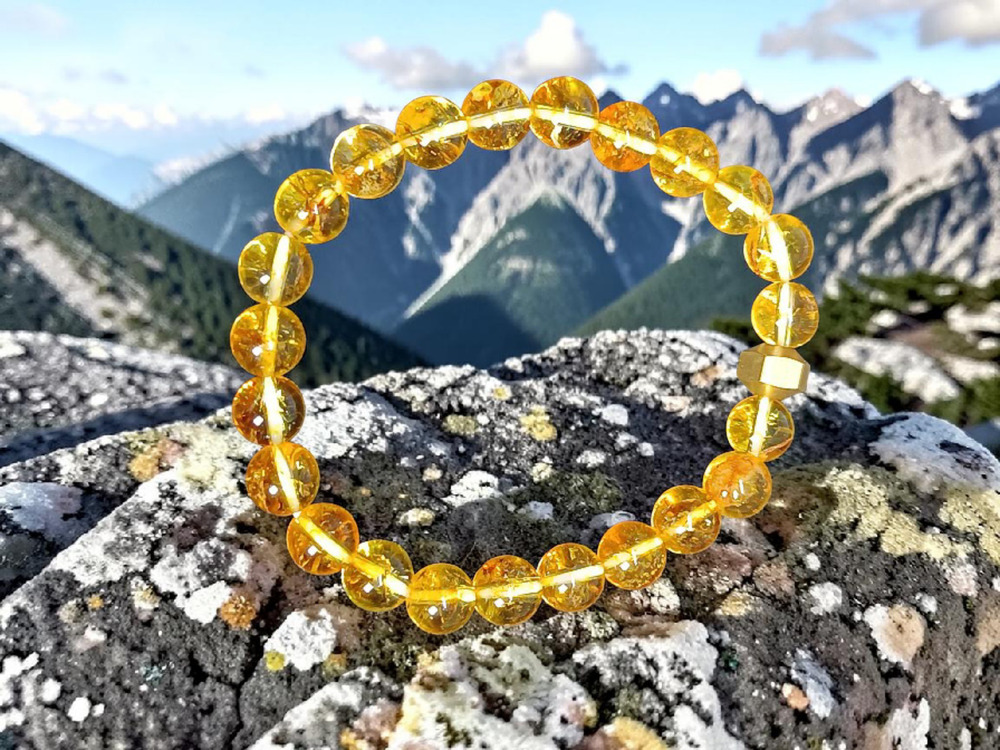 CITRINE BRACELET WITH BRASS BEADS