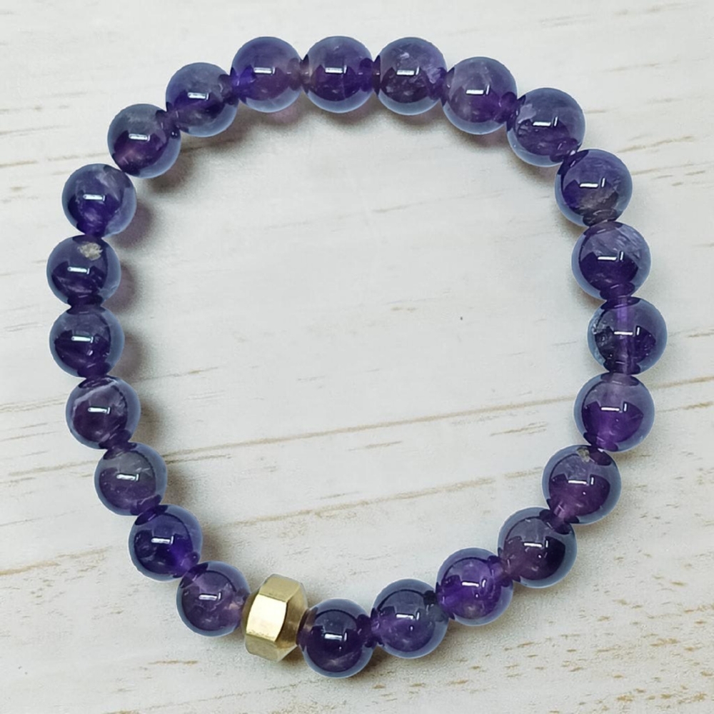 AMETHYST BRACELET WITH BRASS BEADS