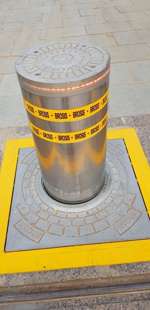 Force B8 K8 Crash Rated Bollards
