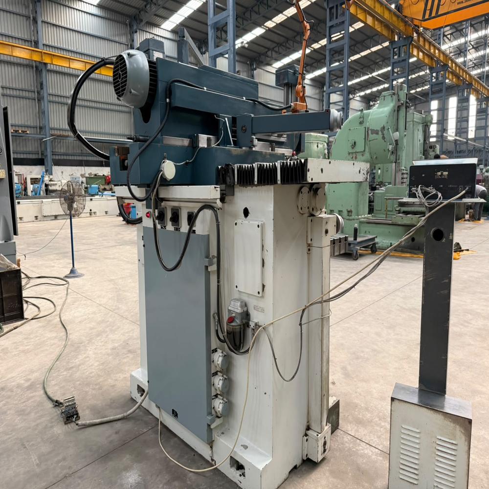 Rigiva Italy RS-100 Universal Toolroom Milling Machine