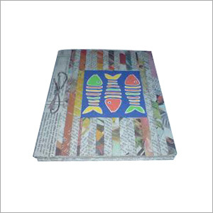 पुनर्नवीनीकरण कागज डायरी