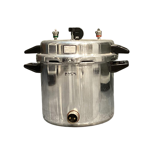 Pressure Cooker Type Autoclave - Air Pressure: 15 Psi (Standard Operating Pressure)