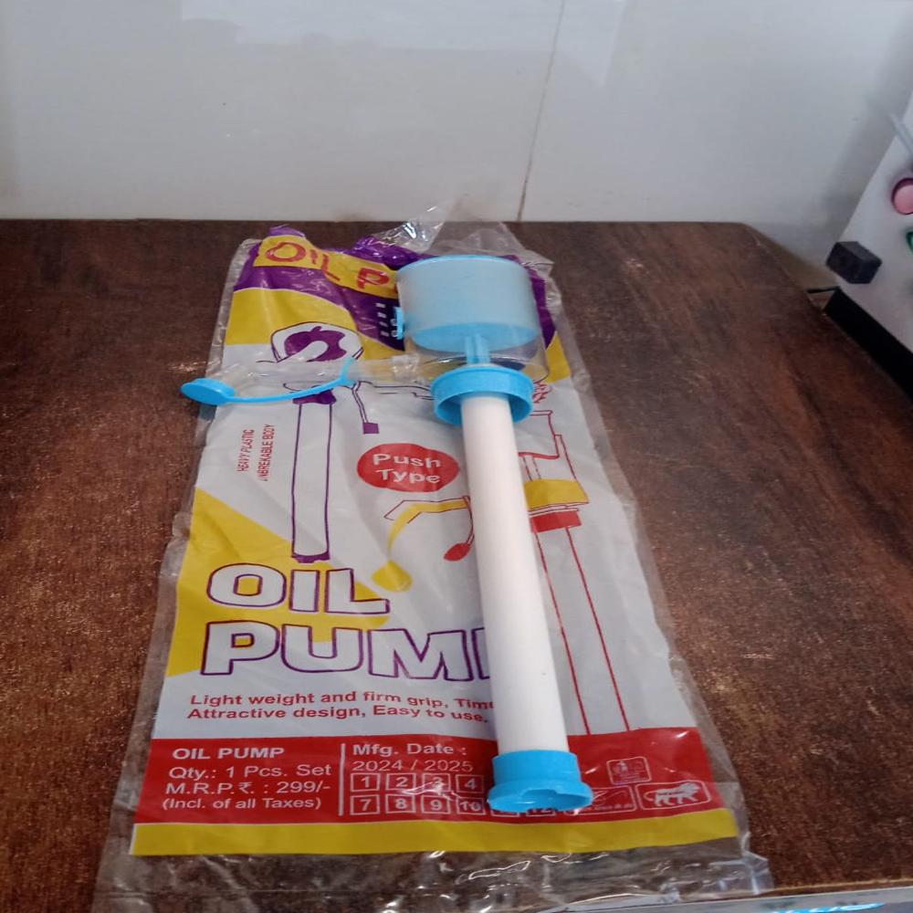 Hand Press Oil Extractor| Plastic Push Oil Pump For Removal Of Oil And Liquids - Color: Home & Kitchen