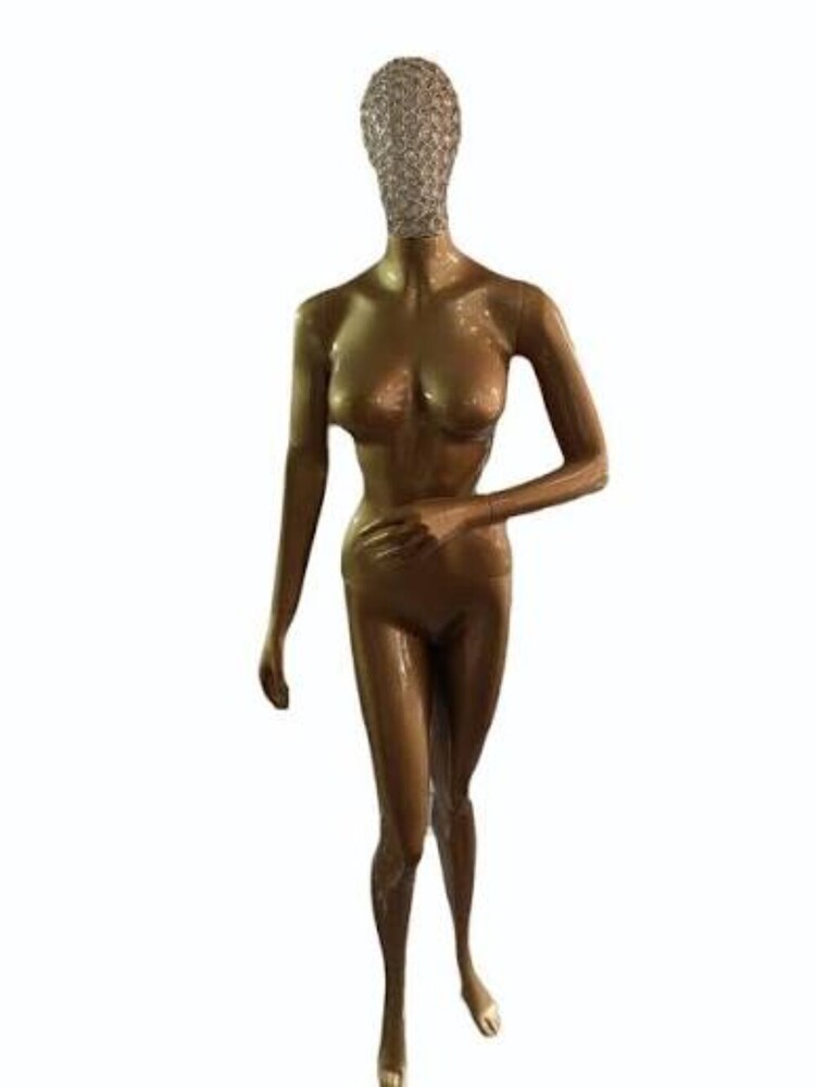 Female Standing Mannequin With Diamond Face