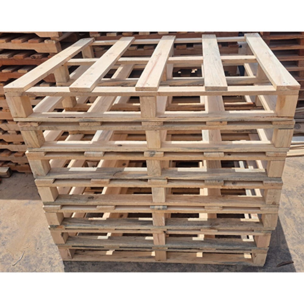 Solid Wooden Pallet - Coating Type: Powder Coated