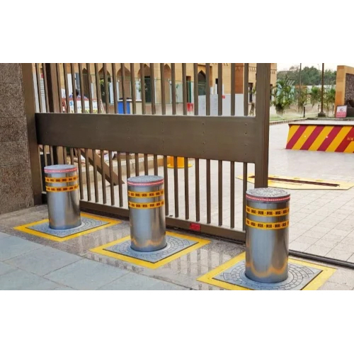 Force B12 ( Crash Rated Bollard)