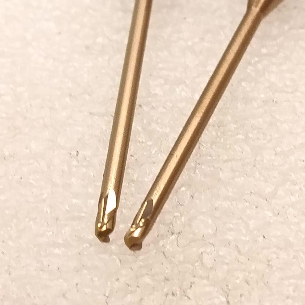 Rib Long Neck End Ball