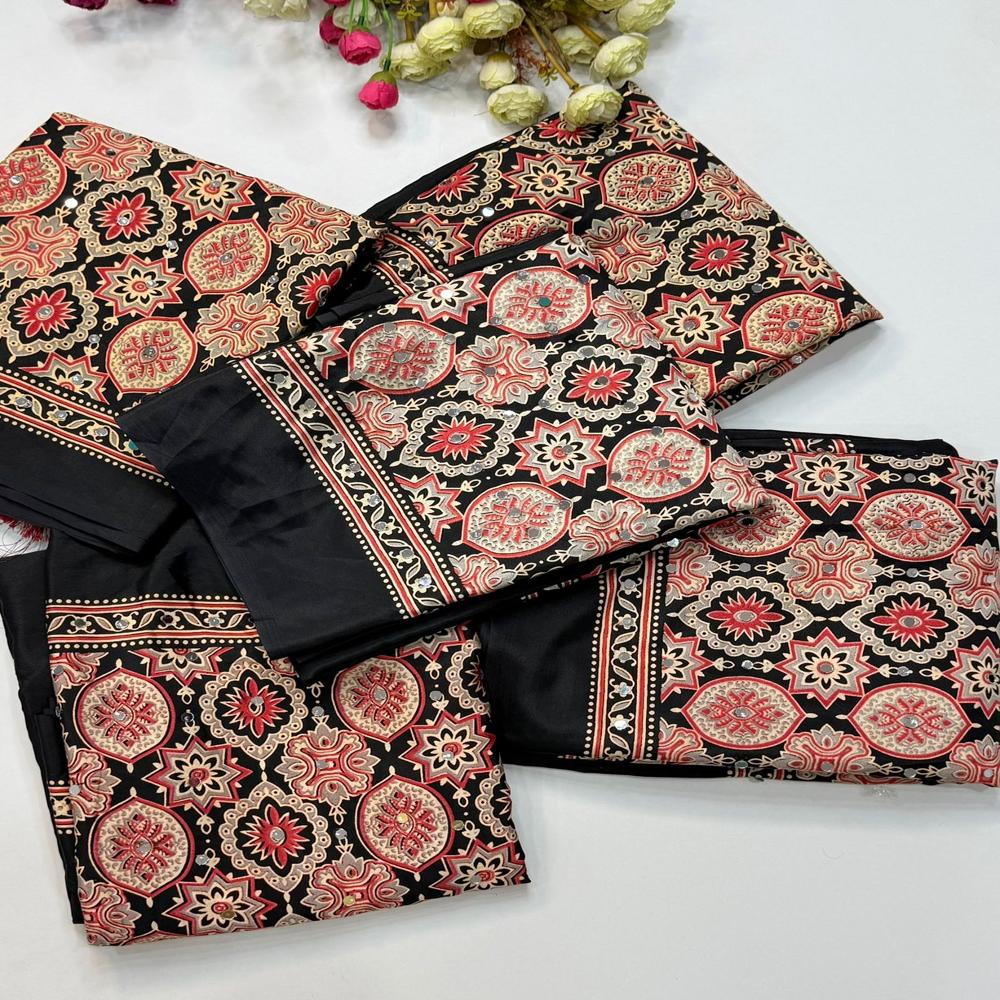 Ladies Saree - Color: As Per Images