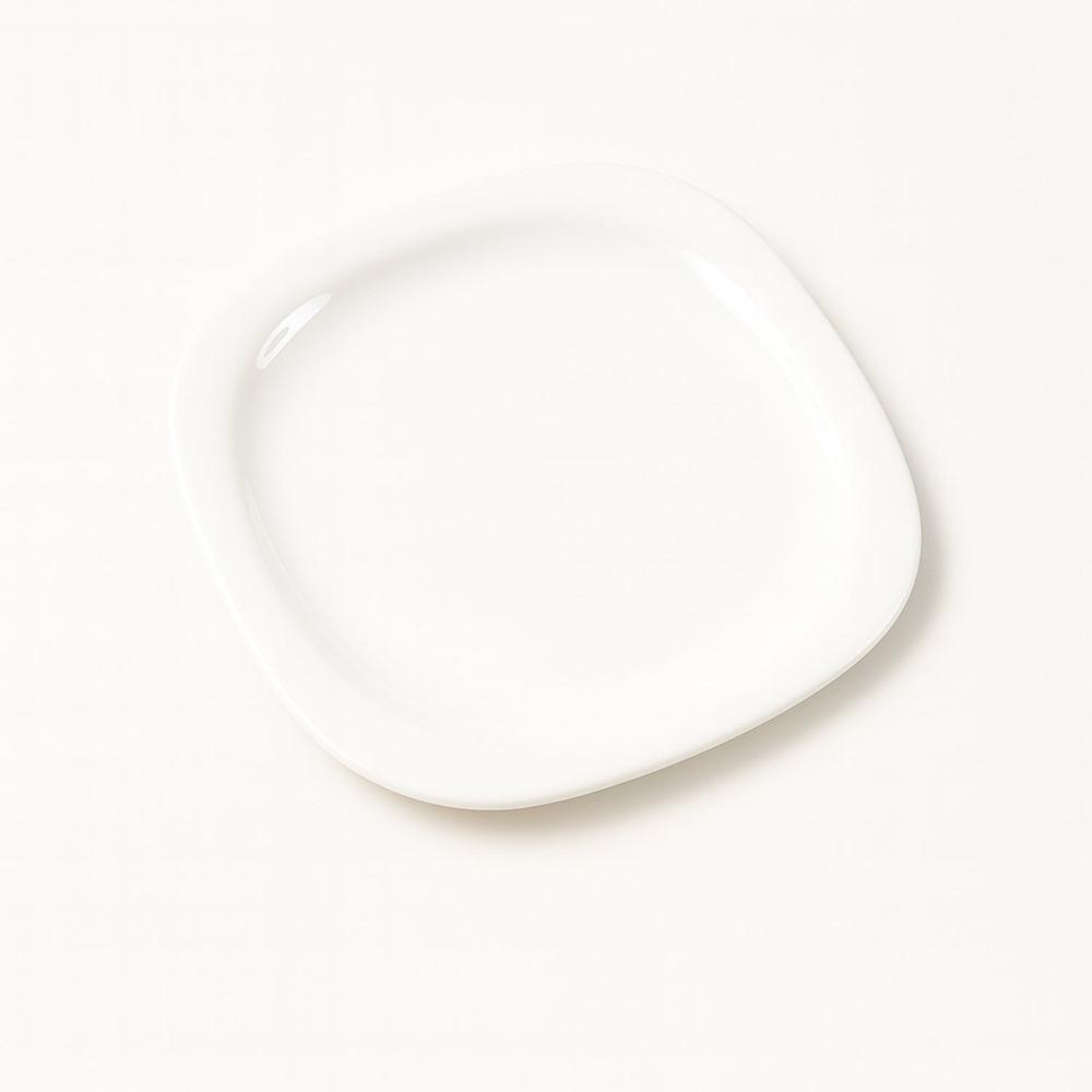 Plastic Square Dinner / Serving Plate 20 cm (1 Pc)