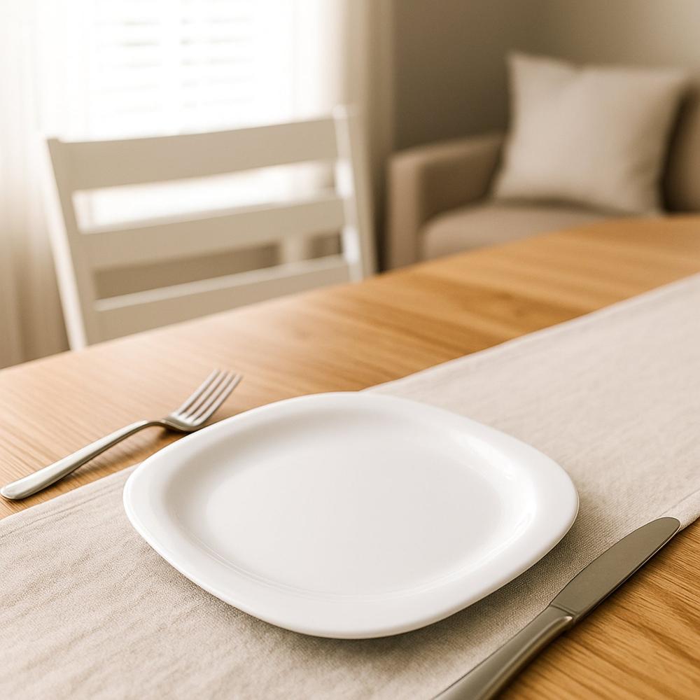 Plastic Square Dinner / Serving Plate 20 cm (1 Pc)