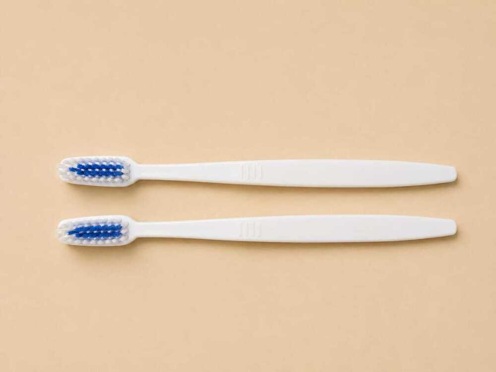Plastic Tootha Brushes