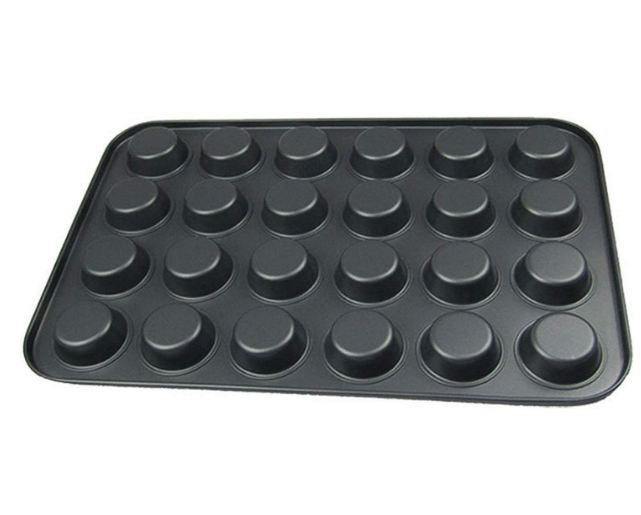 TEFLON MUFFIN TRAY HEAVY 21.5N  X15.5 N