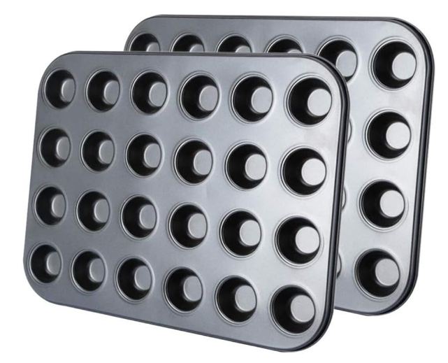 TEFLON MUFFIN TRAY HEAVY 21.5N  X15.5 N