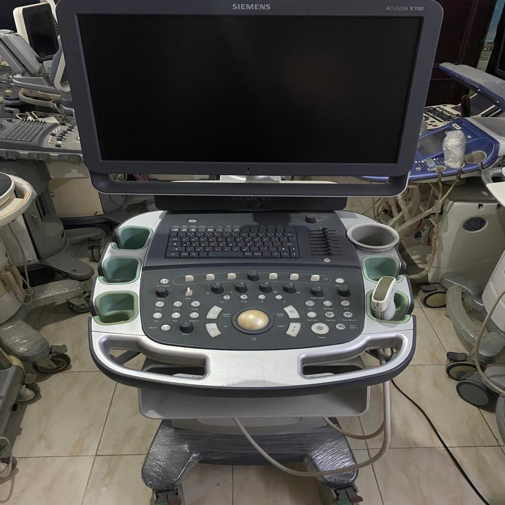 Siemens X700 Ultrasound Machine