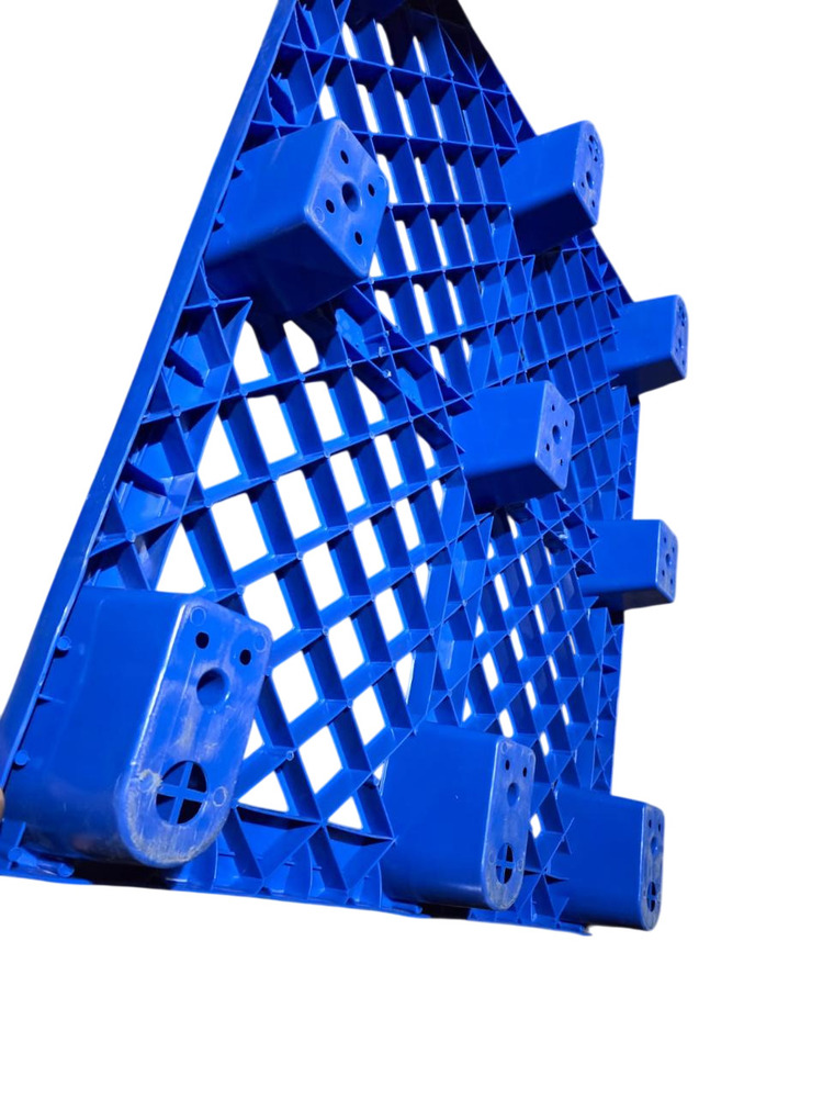 1000 x 1200 mm Blue 1 Ton Capacity Plastic Pallet