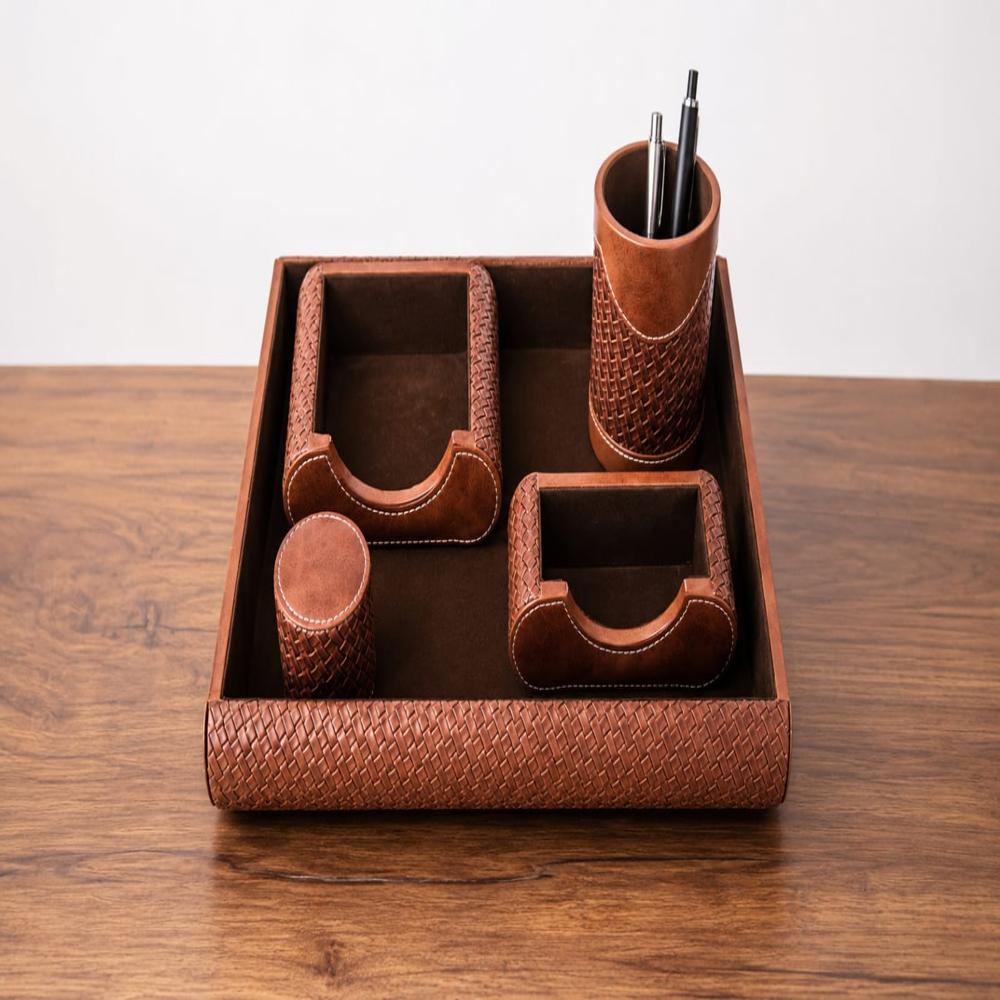Table Top Display - Capacity: Holds Pens