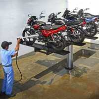 TWO WHEELER WASHING LIFT