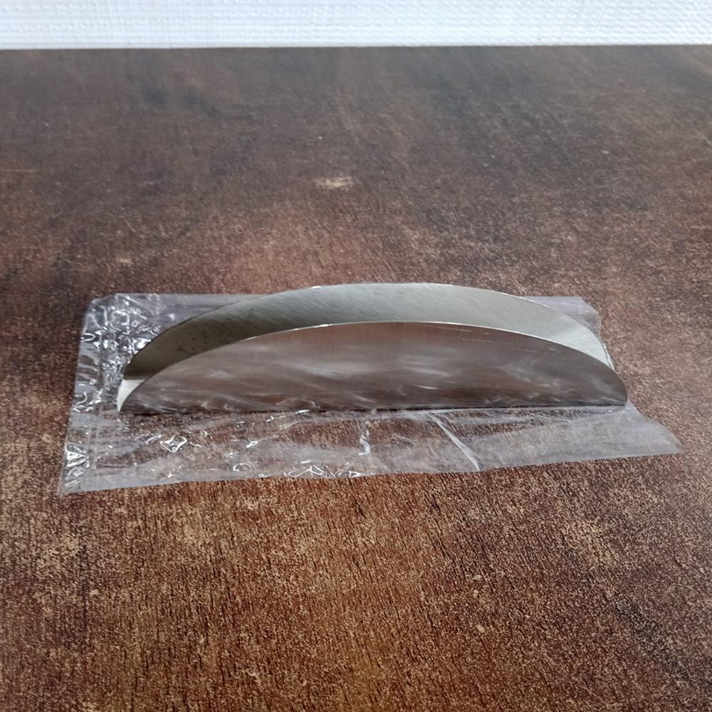 Stainless Steel Half-moon Shaped Tissue Paper Napkin Holder Stand (1 Pc) - Application: As Per Product Requirement