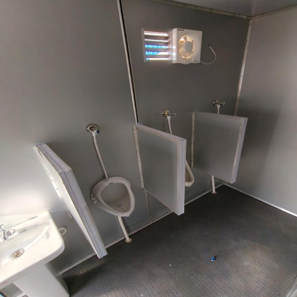 Toilet Block