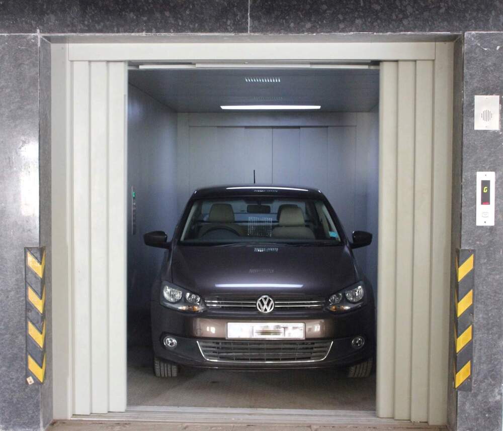 Global Car Geared Elevator