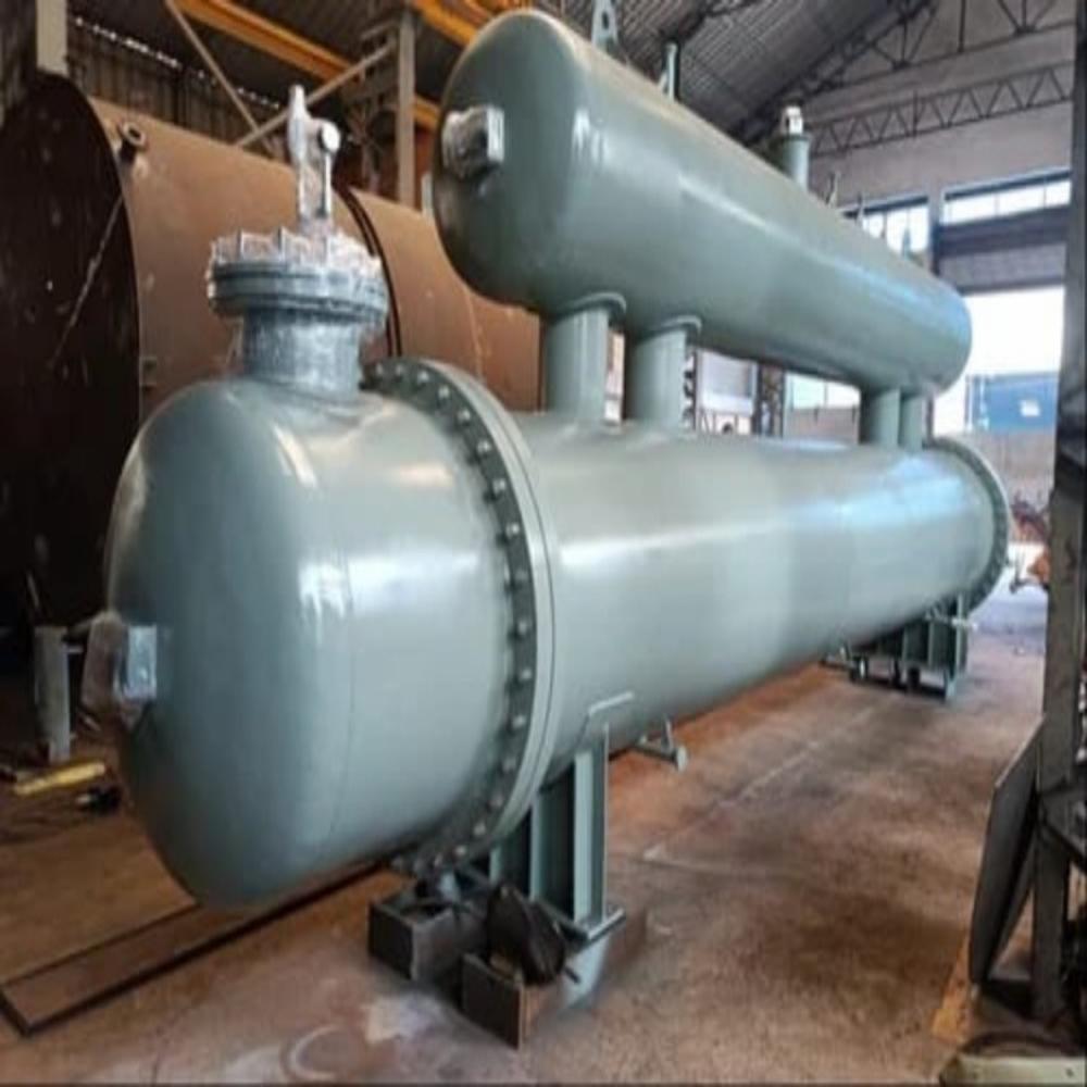 Shell and tube Ammonia condenser