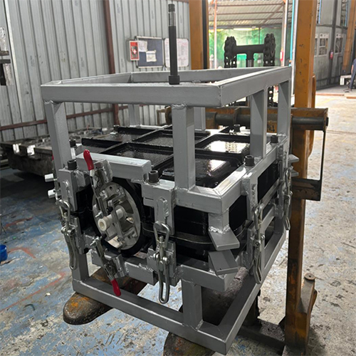 Toyota 10G Fuel Tank Roto Moulding