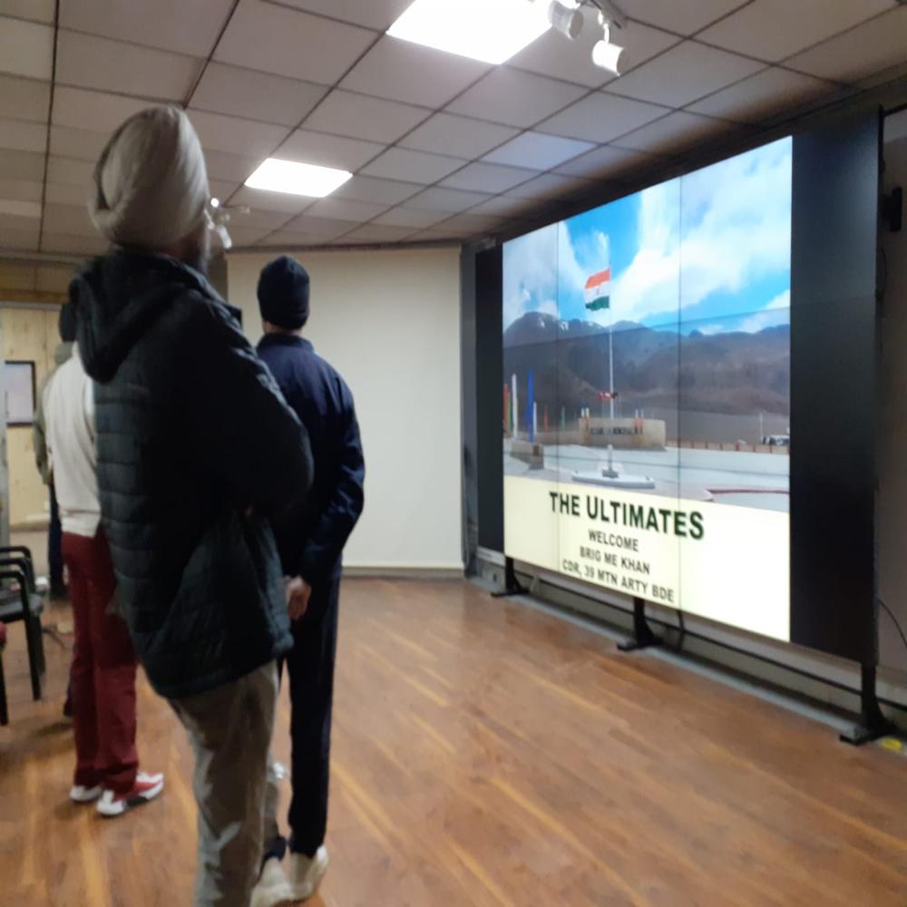 High Resolution Matrix Display - Application Areas: Corporate Offices  Airports And Railway Stations  Bus Terminals And Metro Stations  Schools