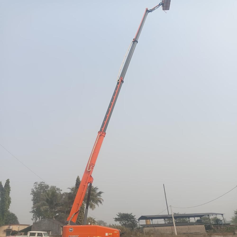 Telescopic Boom Lift
