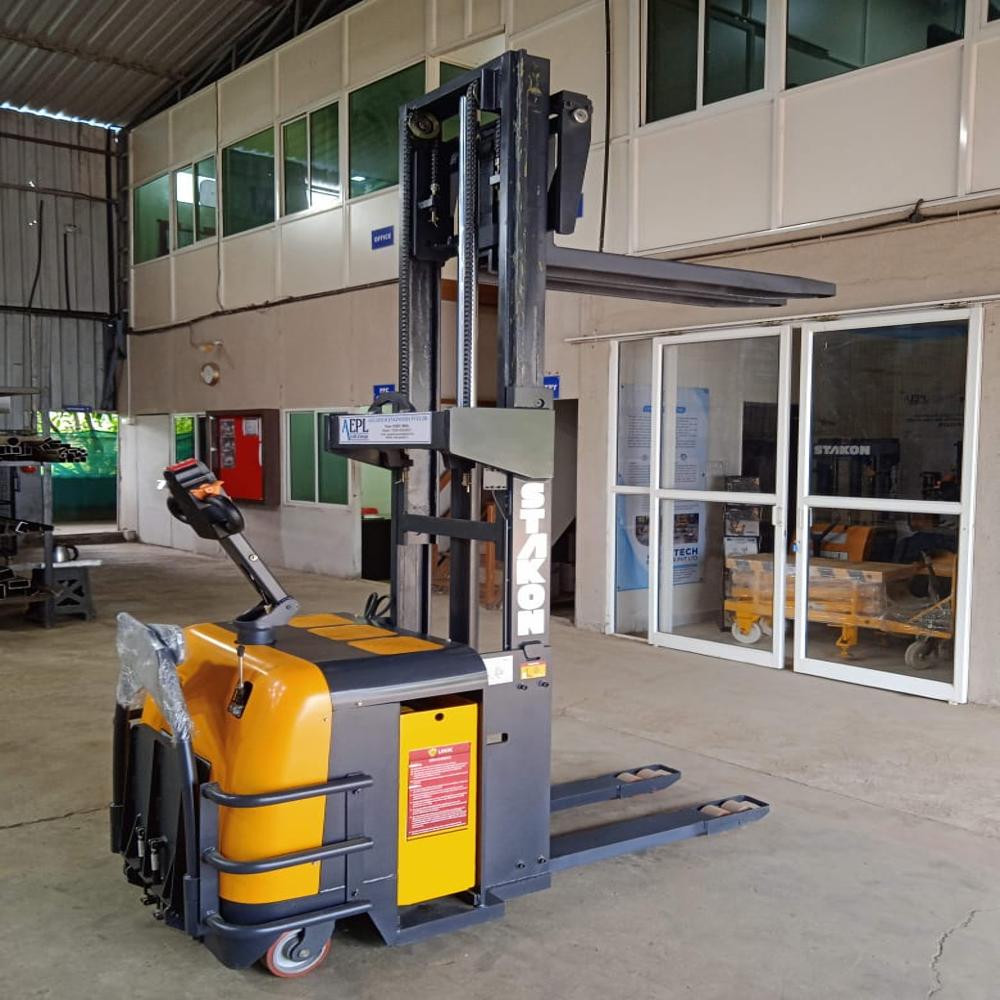 Standing Platform Full Electric Stacker