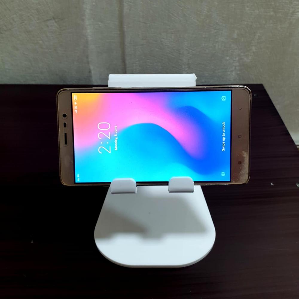 Acrylic Mobile Stand - Color: Any