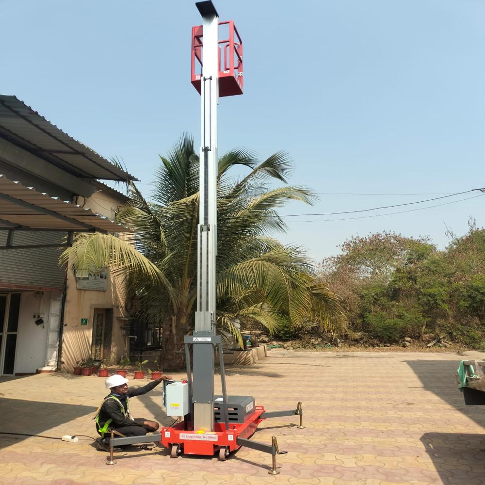 Single Mast Aerial Work Platform