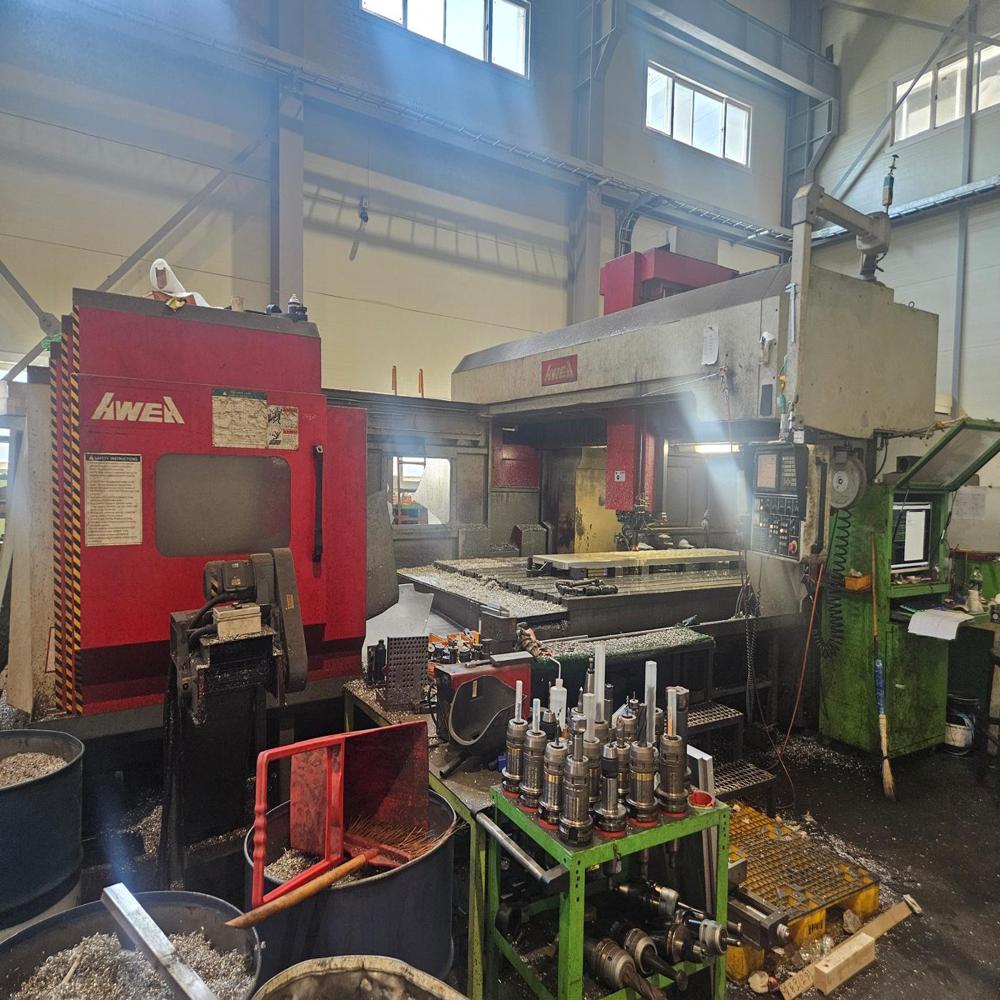 CNC DOUBLE COLUMN VERTICAL MACHINING CENTER