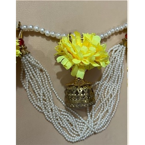 Sunheri Phool Toran