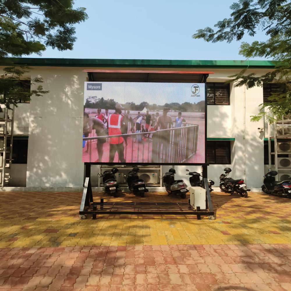 Mobile LED Video Wall