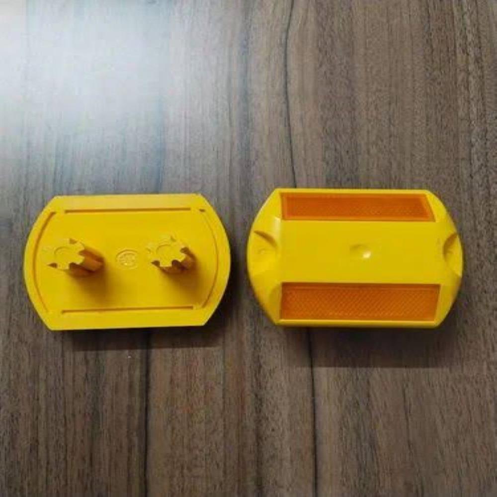 Abs Plastic Road Studs - Color: Yellow