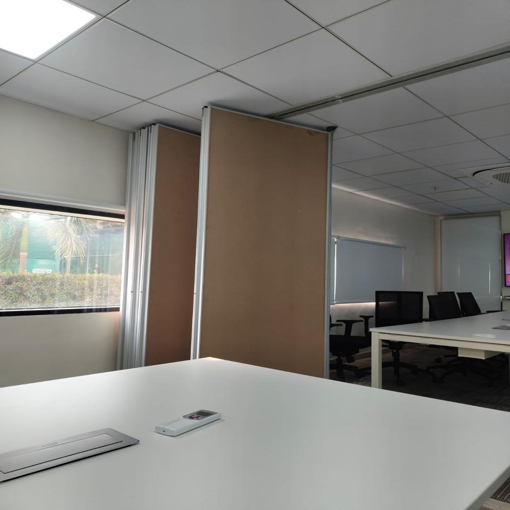 Sliding Folding Partition In Mumbai - Application: Banquet Halls