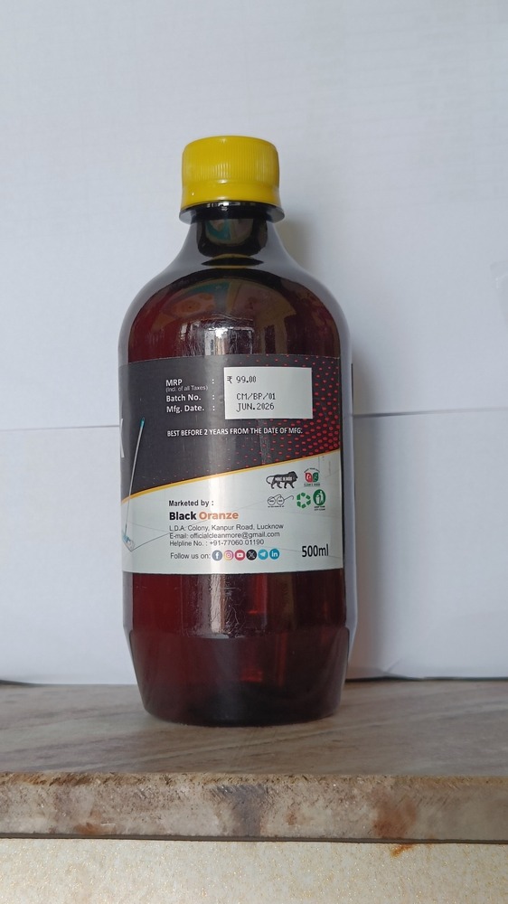 500 Ml Black Floor Cleaner